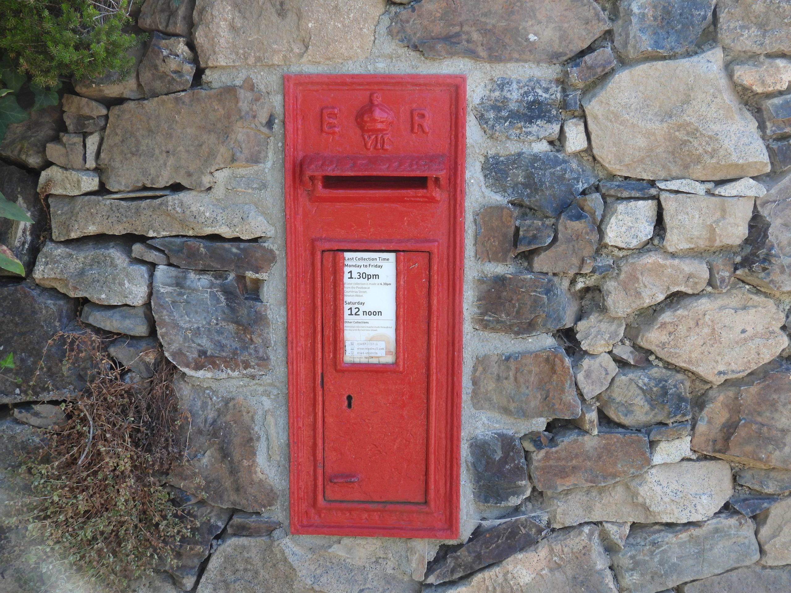 6. Letterbox