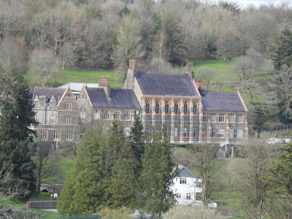 35d. Mount Kelly College