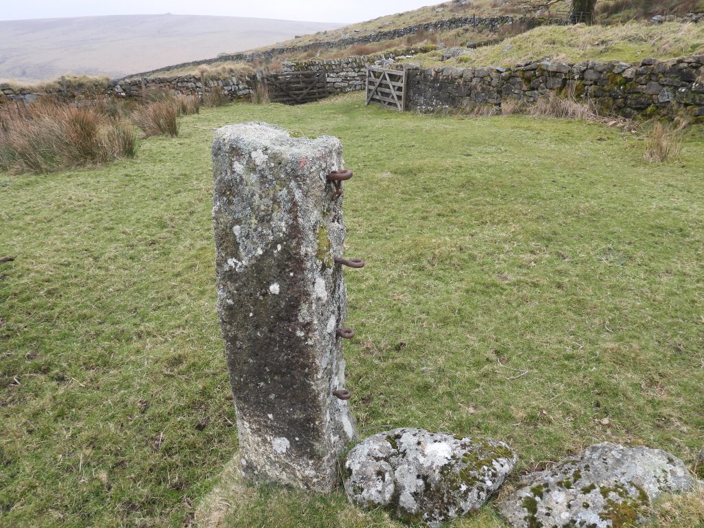 9. Gatepost