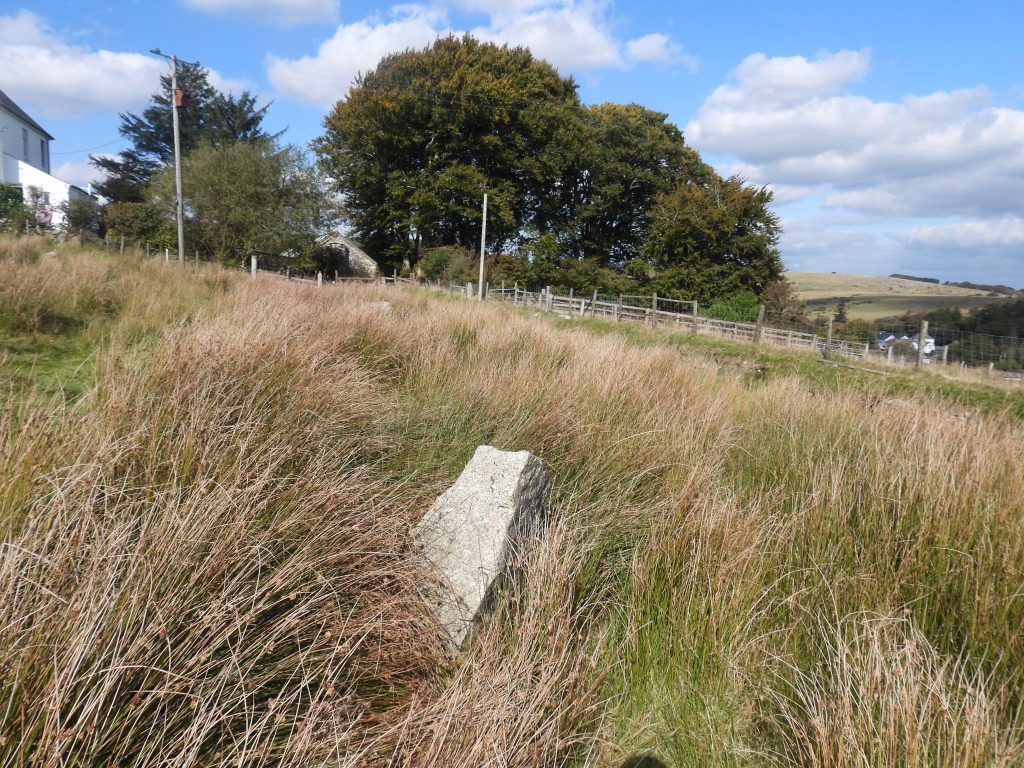 4. Roundhill Stone Row a