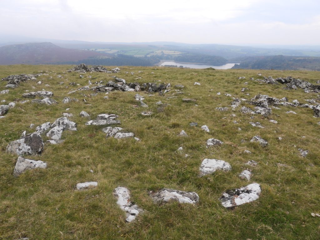 7. Ring Cairn b