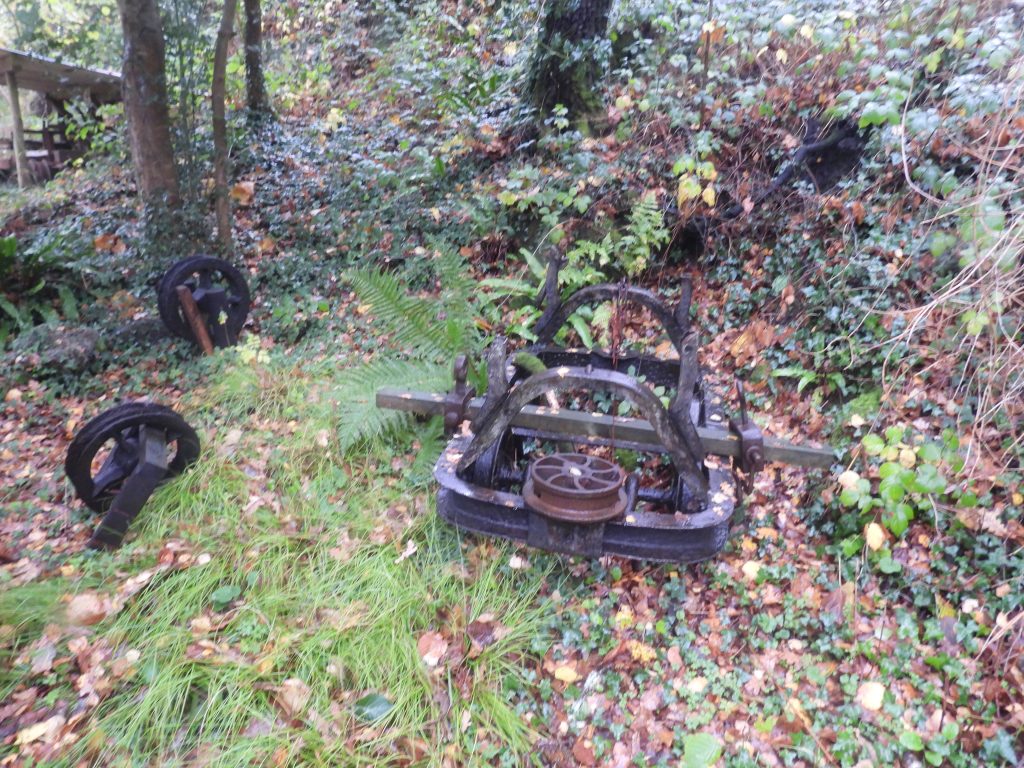 7. Winding Mechanism and Flat Rod Wheels