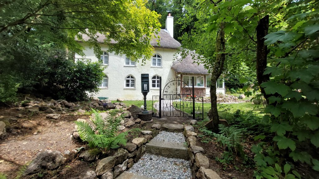Pixie's Cottage - SX69809 90277