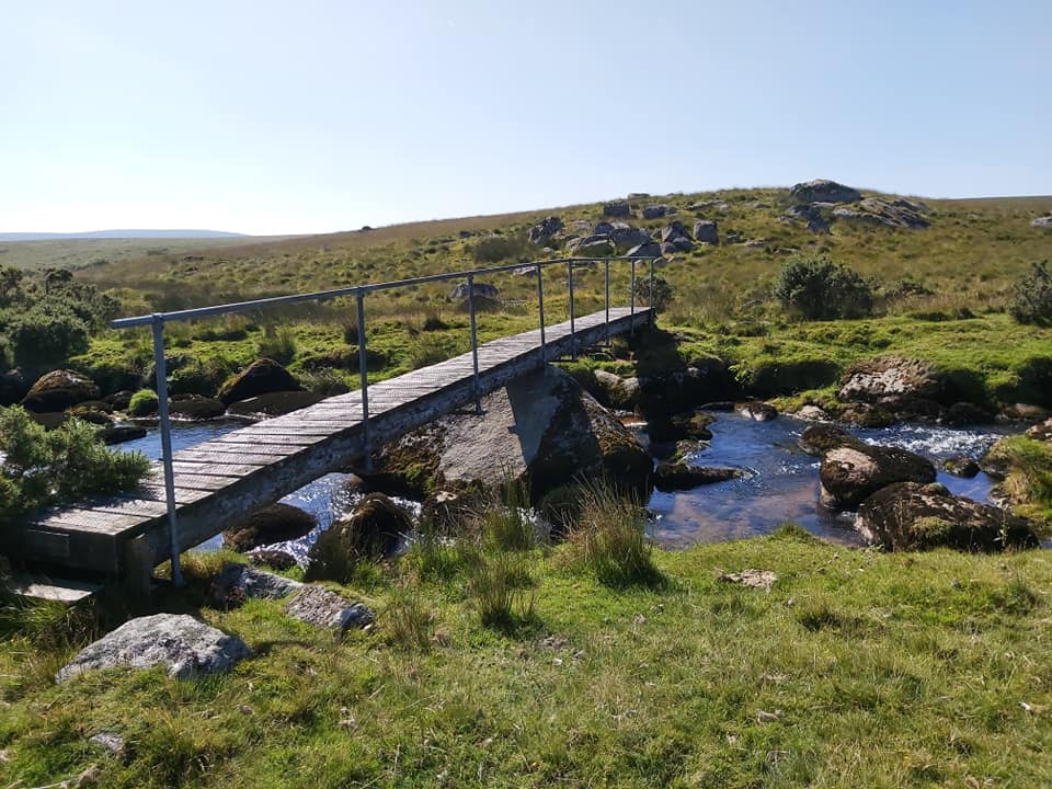 Prince Hall Rocks (Anglers Bridge) - SX6139 7407