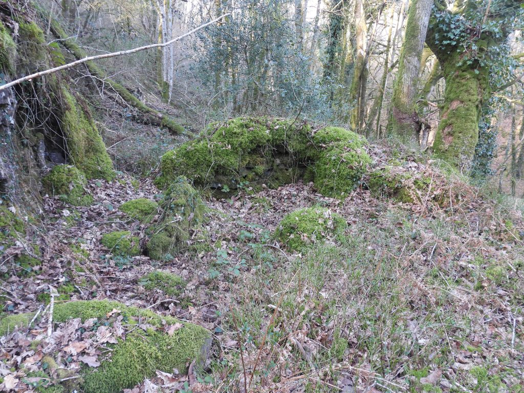 18c. Walling at top of Wheelhouse