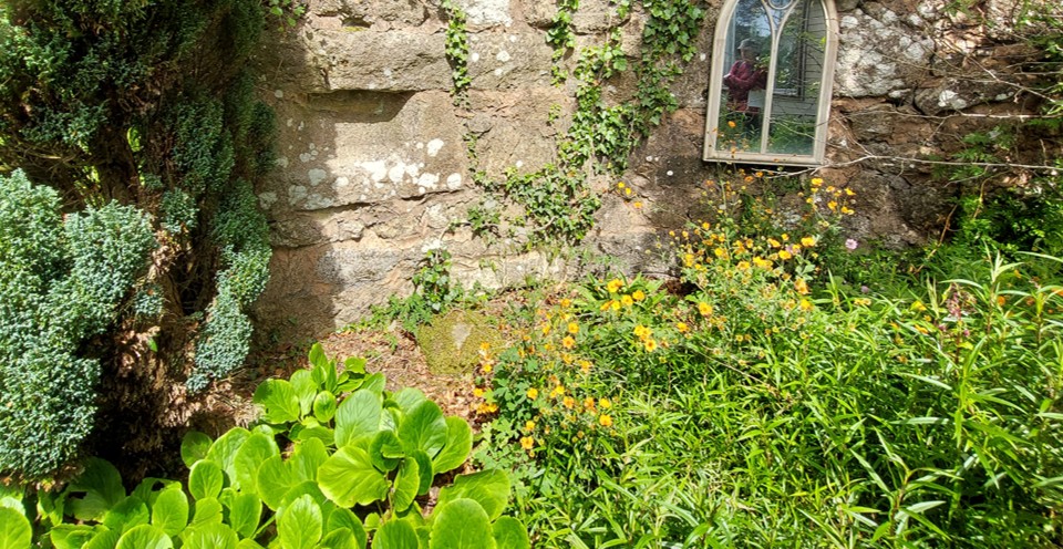 1. Mould Stone a