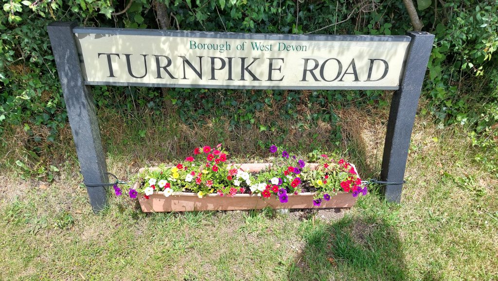 3. Turnpike Road