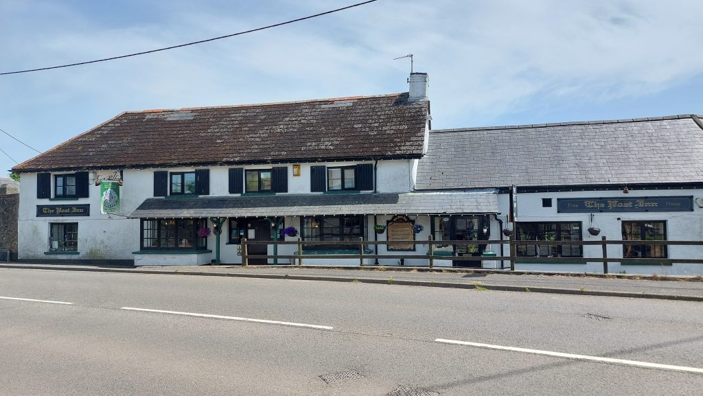 4. Post Inn
