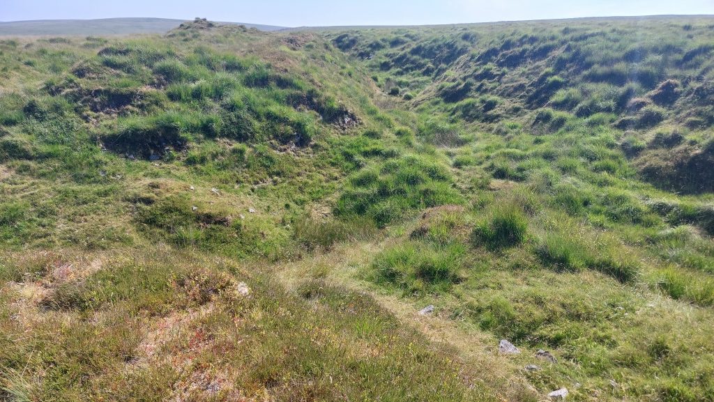6. Lode Back Pits at junction of 'T'