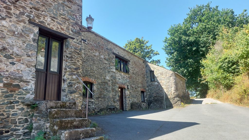 6a. Barn - Holiday Lets