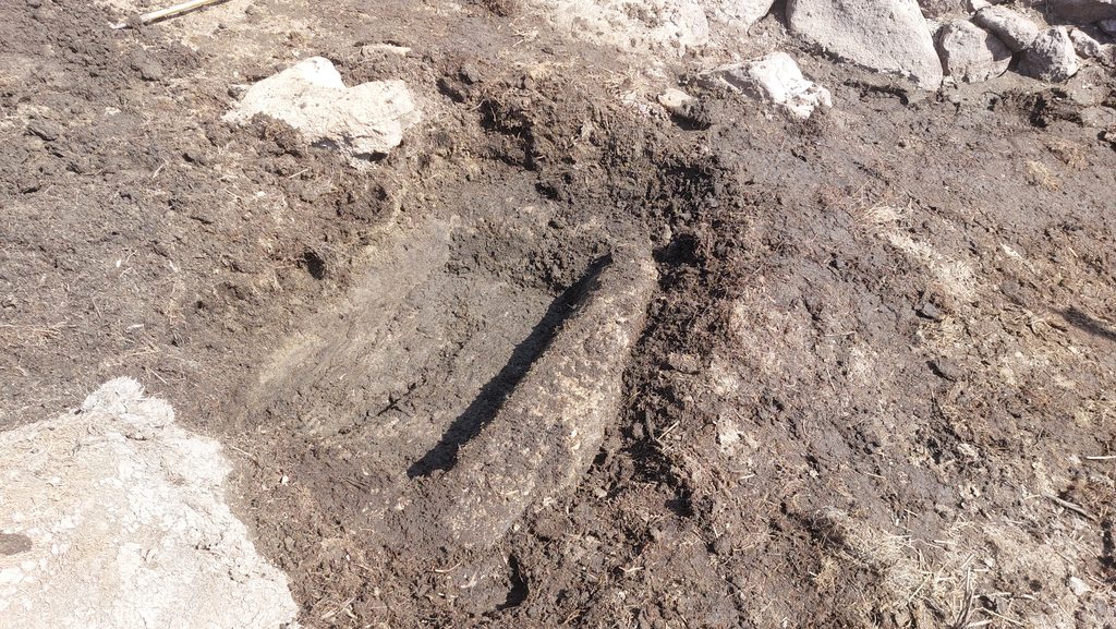 9a. D - Trough or Floatstone